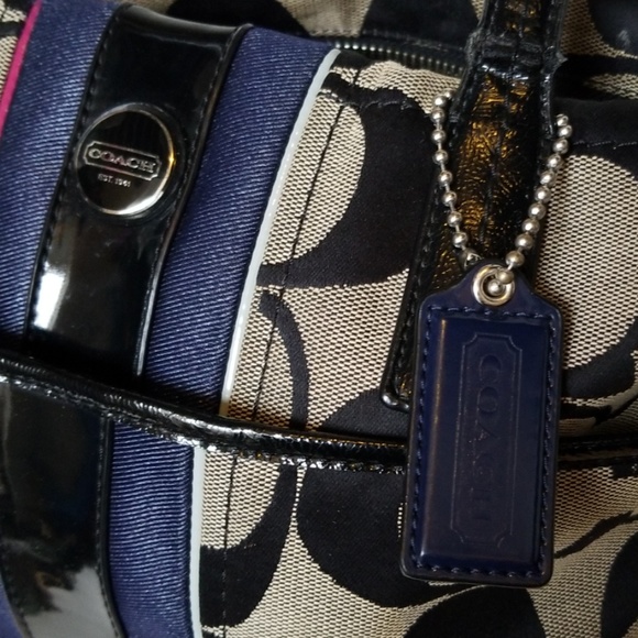 Coach Shoulder Bag - Picture 2 of 5